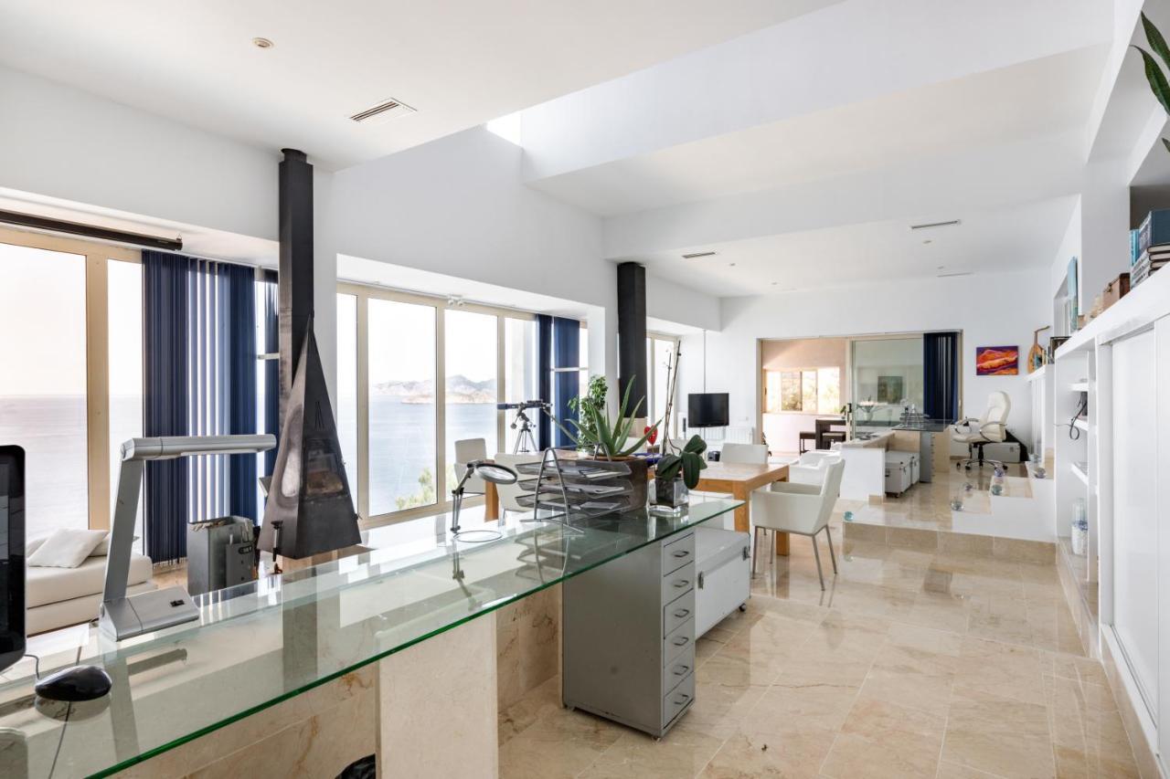 Exclusive Seafront Villa,Private Pool,Gym,Bbq エル・トロ エクステリア 写真