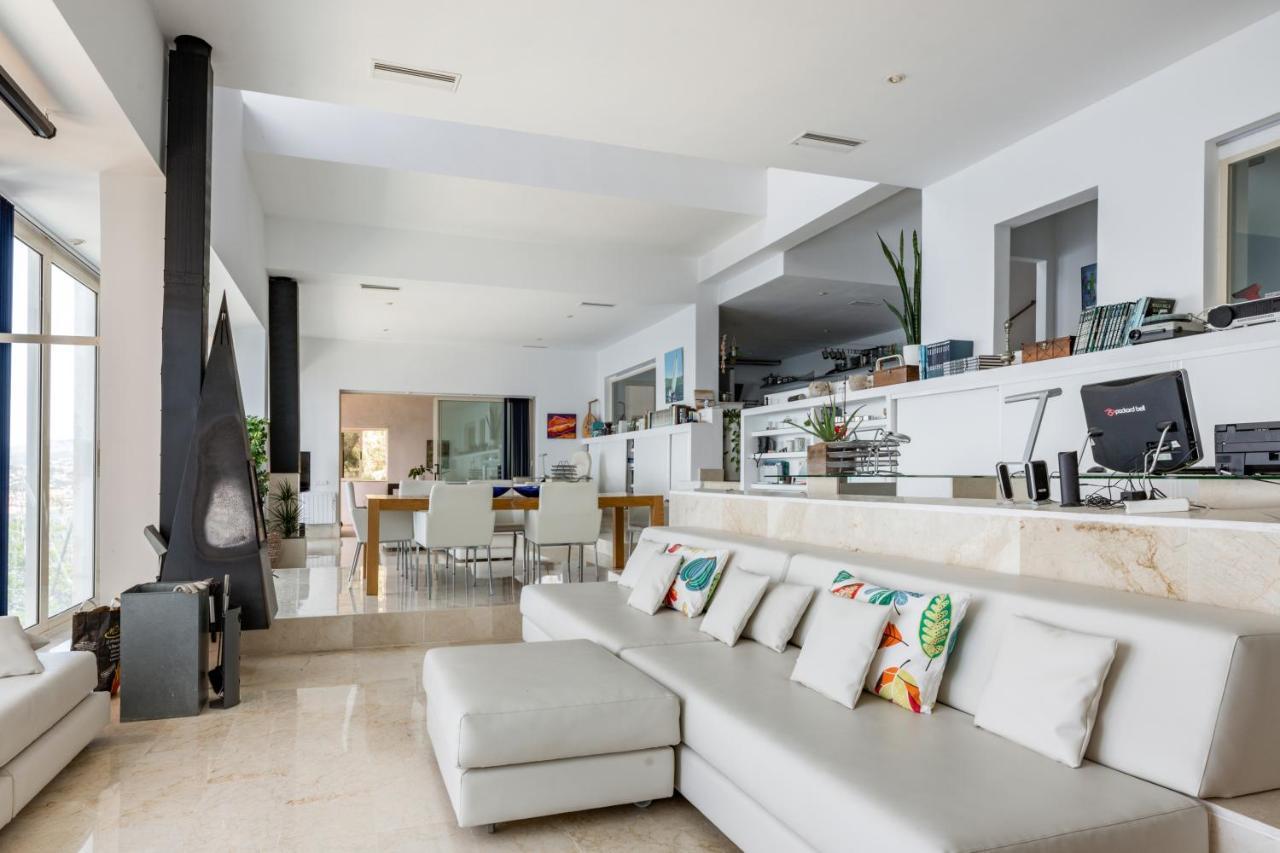 Exclusive Seafront Villa,Private Pool,Gym,Bbq エル・トロ エクステリア 写真