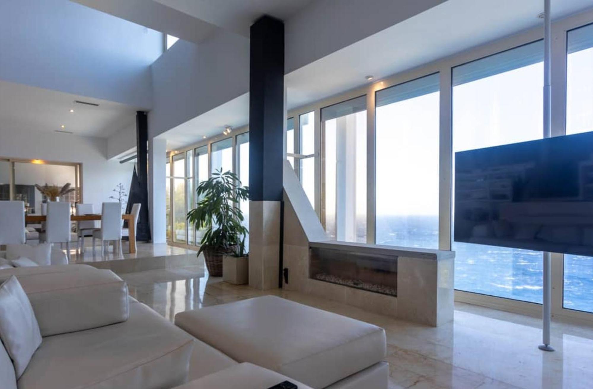 Exclusive Seafront Villa,Private Pool,Gym,Bbq エル・トロ エクステリア 写真